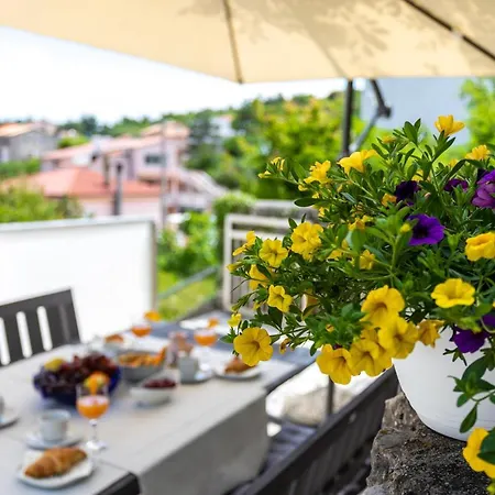 Apartman Maris Vrbnik Exterior photo
