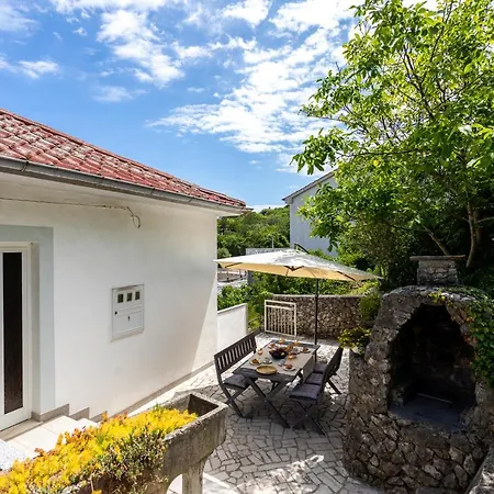 Apartman Maris Vrbnik Exterior photo