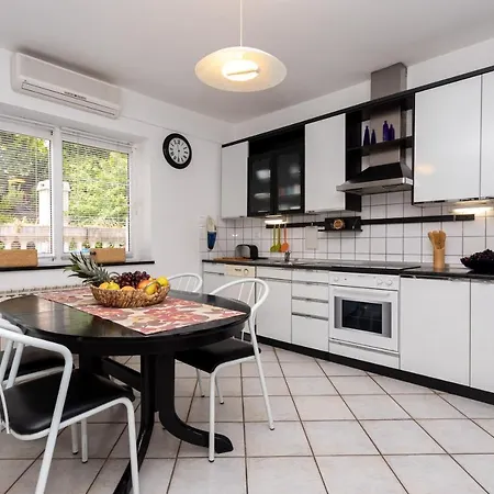 Apartman Maris Vrbnik Exterior photo