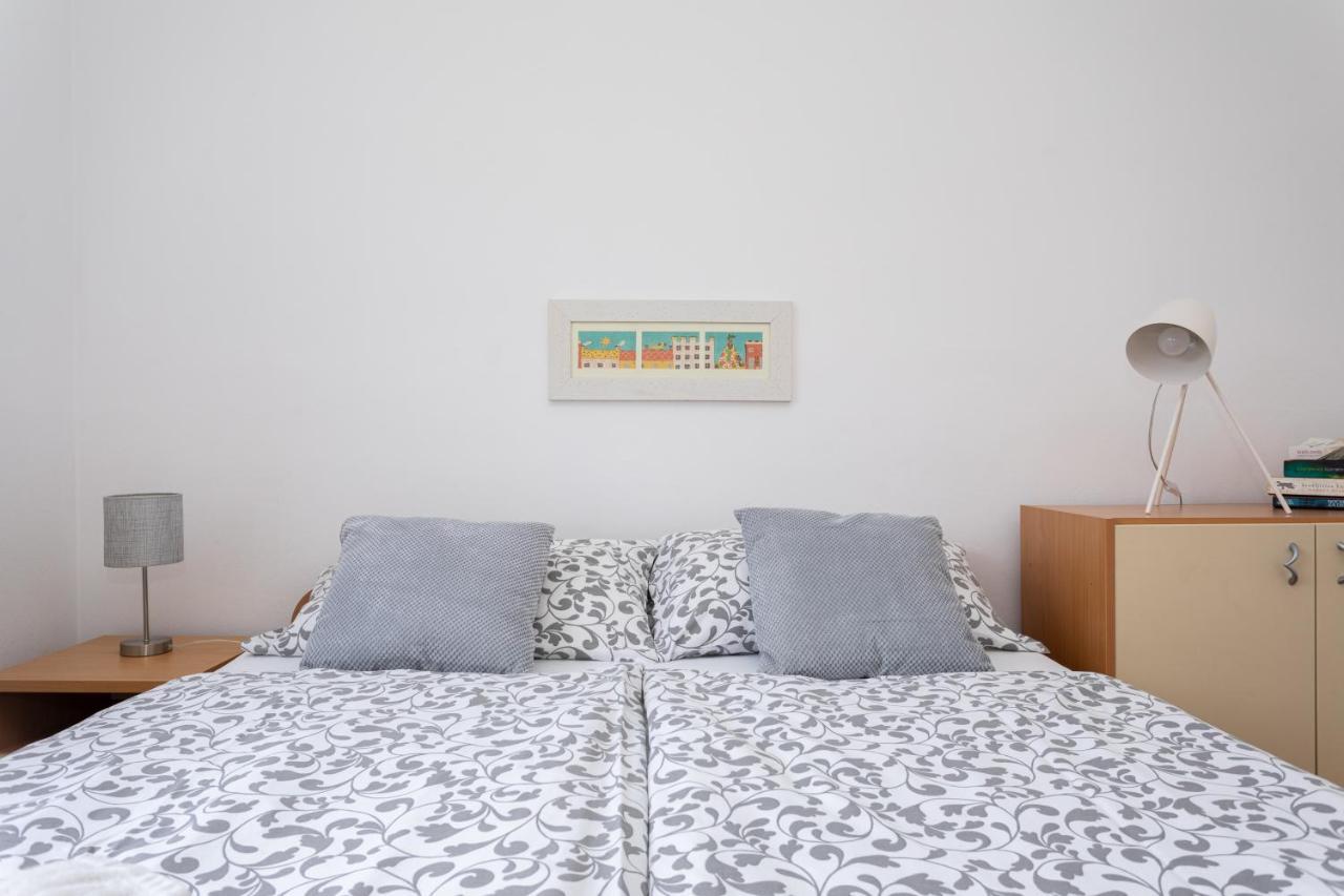 Maris Apartma *